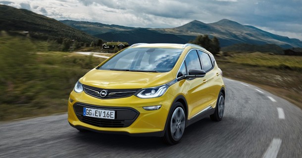 ampera-e-400km-autonomija-main